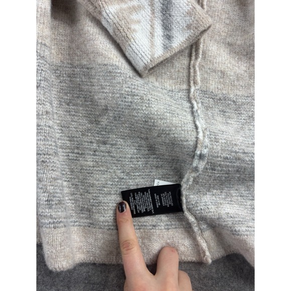 Frye The Cozy Cardigan Tan Jacquard Aztec Western Boho Chic Luxe Yarn Women's S - Picture 6 of 9